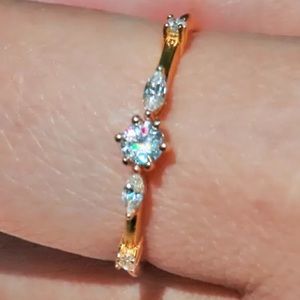 Women’s Gold ring